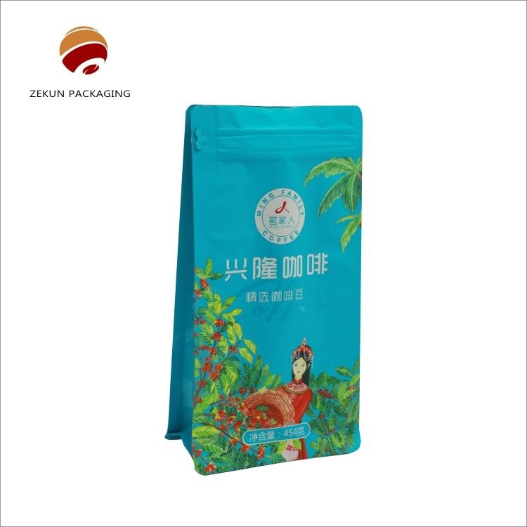 กระเป๋าสะพายพื้นเรียบที่บุคคลสอดคล้องกับโลโก้ที่กําหนดเองและการออกแบบสีสัน